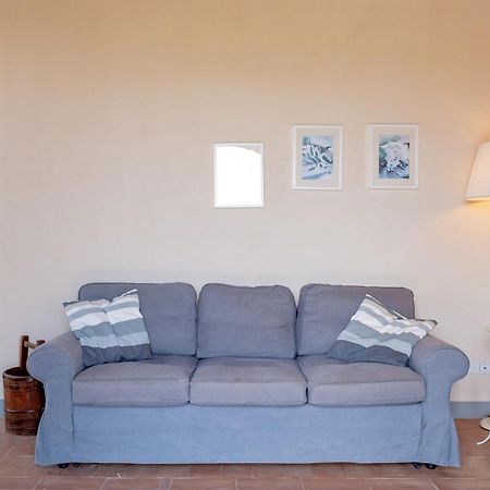 Il Borgo Delle Ville Palaia Buitenkant foto