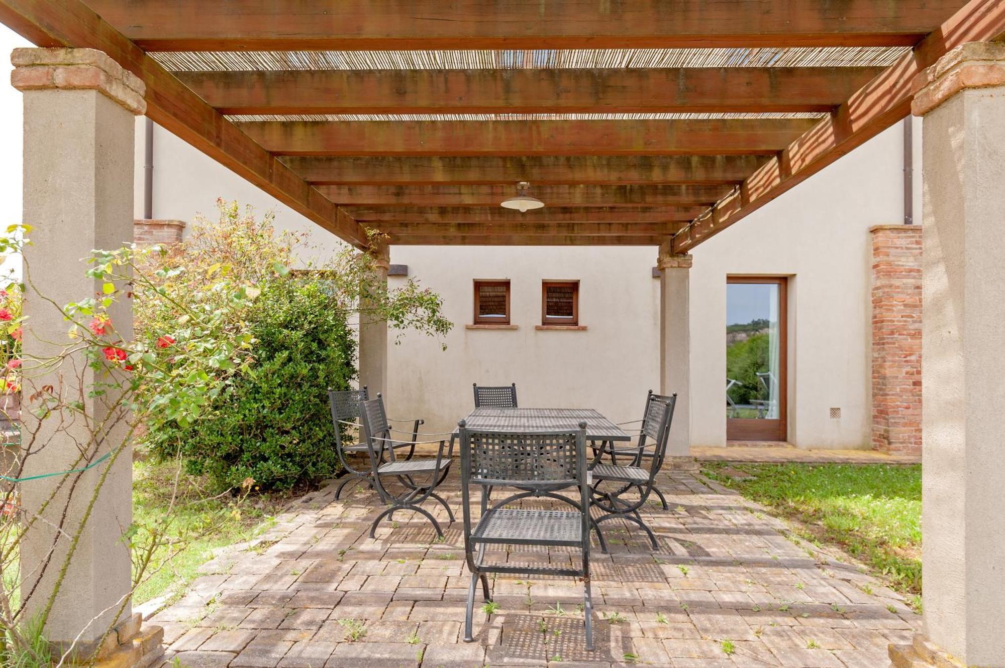 Il Borgo Delle Ville Palaia Buitenkant foto