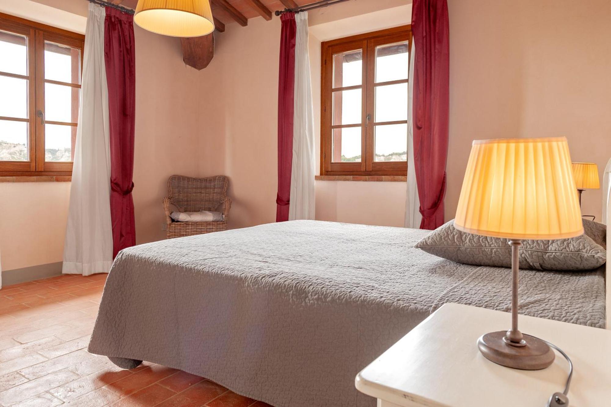 Il Borgo Delle Ville Palaia Buitenkant foto