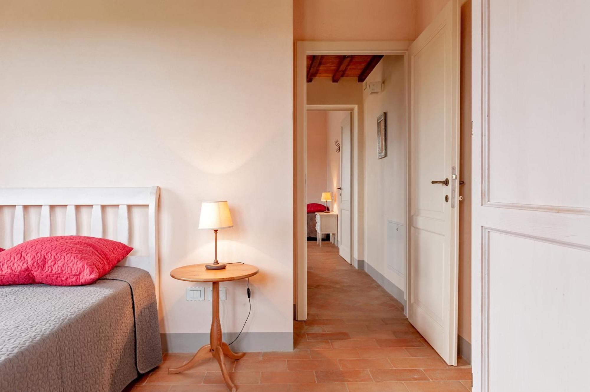 Il Borgo Delle Ville Palaia Buitenkant foto